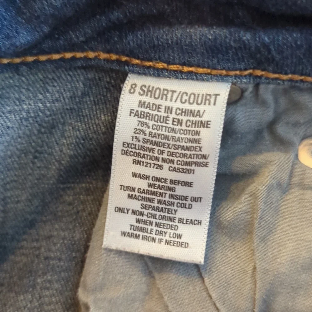 Jeans - Picture 2 of 6